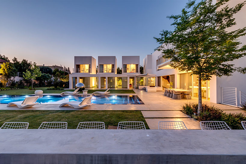 Luxurious villa with a contemporary design from Israel