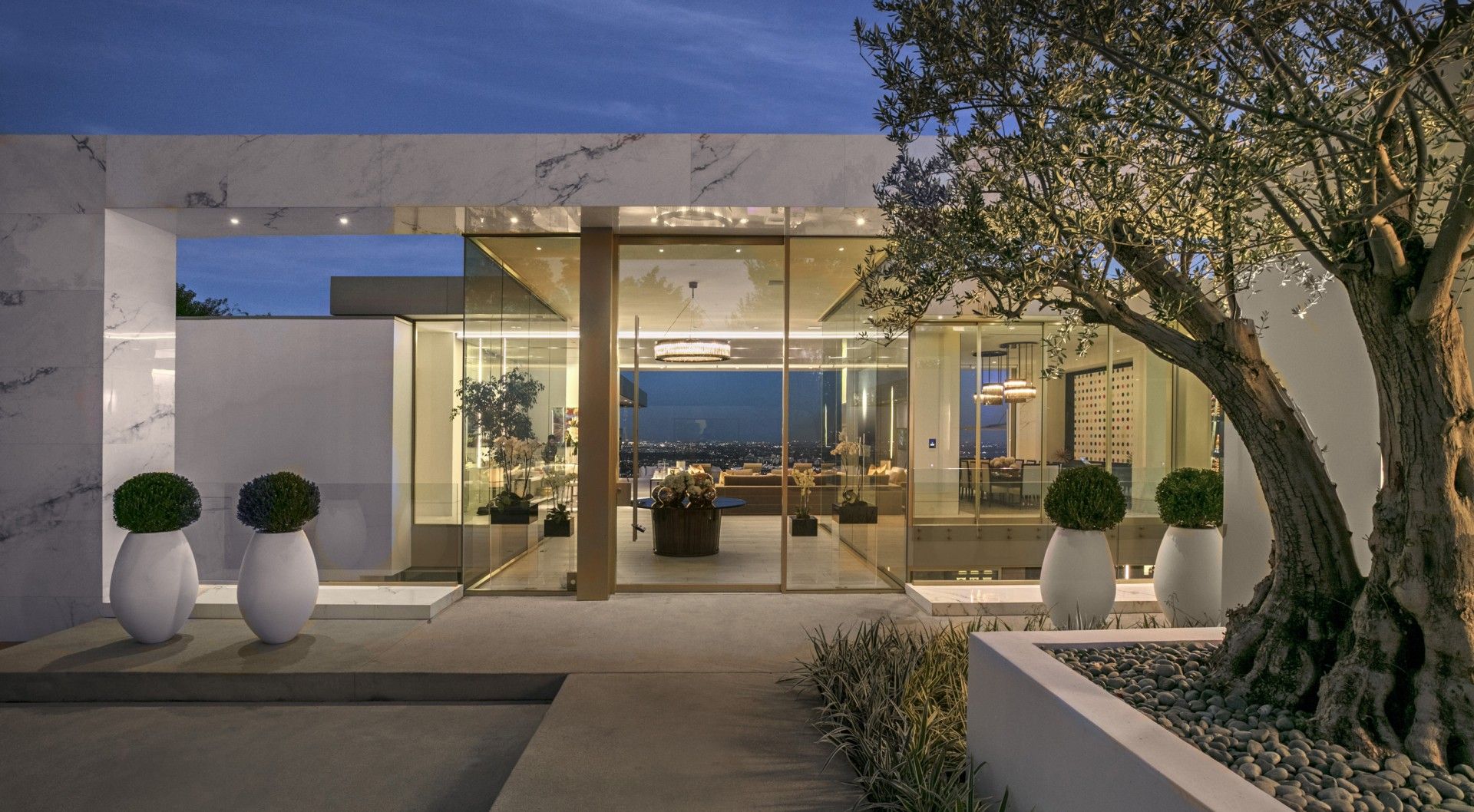 Luxury Los Angeles villa designed by McClean Design Architects