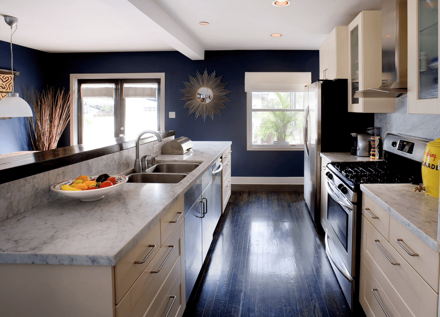 What color is indigo and how to use it in interior design