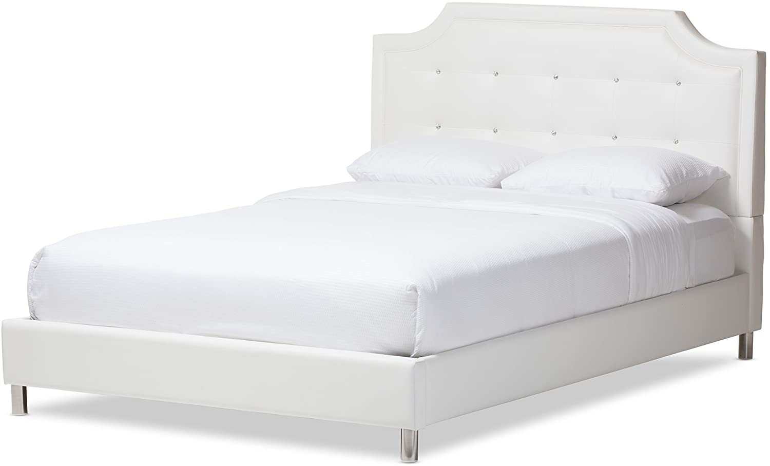 beds with white headboard