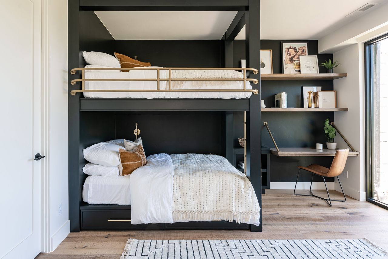 Increasing space through bunk beds for adult