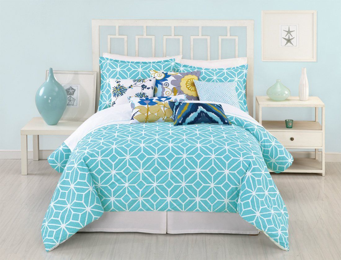 Varied options in turquoise bedding